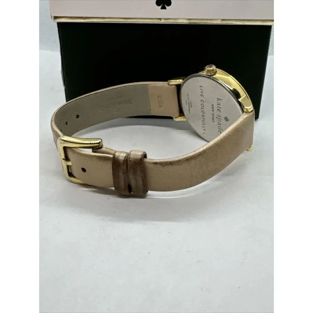 Kate Spade 0484 Women Beige Leather Strap Analog Dial Quartz Wrist Watch JNA135